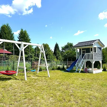 Dom wakacyjny Gniazdo Sikorek Winiec